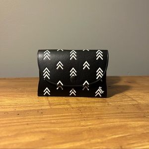 Coach Black Open Card Case Arrow Design